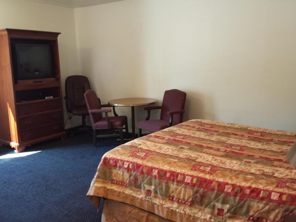 New Kansan Motel Ранчо-Кукамонга Номер фото
